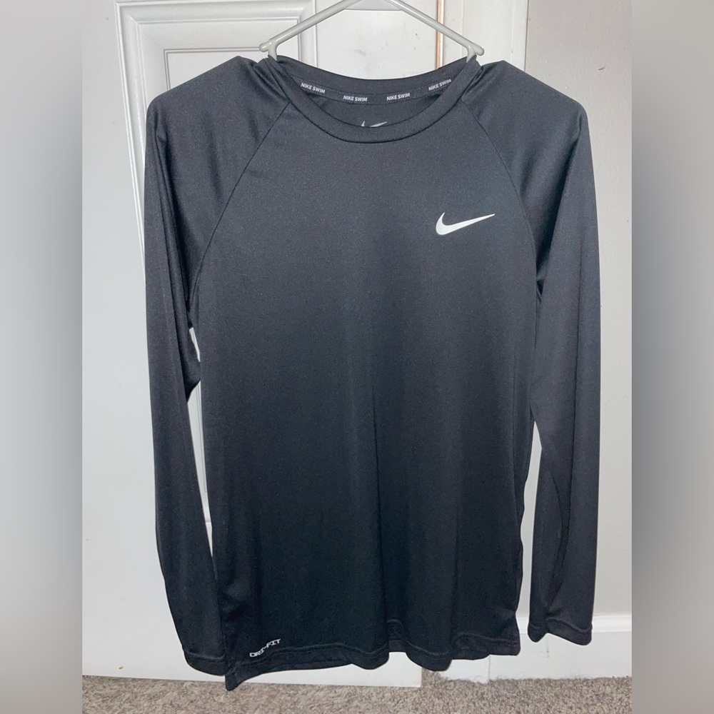 Nike DRI-FIT Long Sleeve